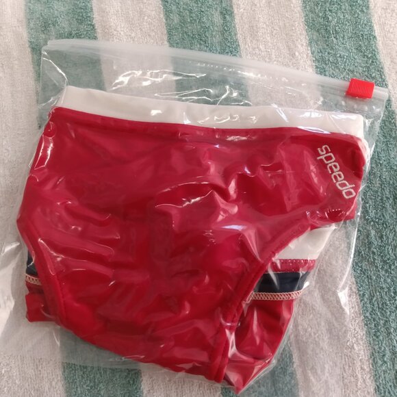 (*) VINTAGE SPEEDO 2" SIDES, RED/WHITE/NAVY BLUE, SIZE 32" (Pre-Owned) - Picture 8 of 8